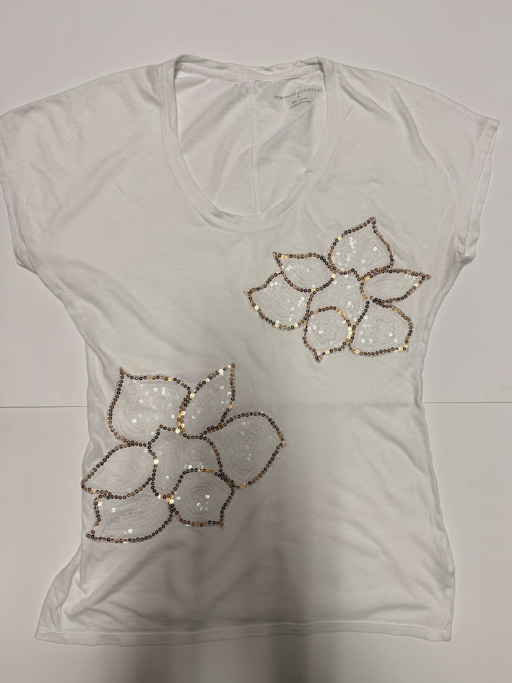 New York & Company White Scoop Neck Tee with Gold Sequin Floral Accents